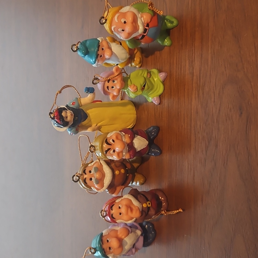 Disney Snow White and Dwarfs Figurine Set